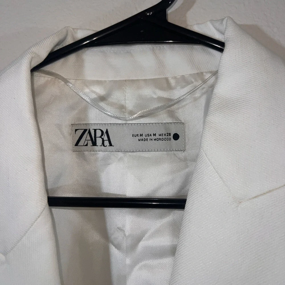 Zara Women's Cream Double-Breasted Blazer - Picture 2 of 2